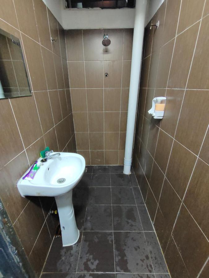 Alish Homestay Gua Musang With Free Wifi, Netflix 外观 照片